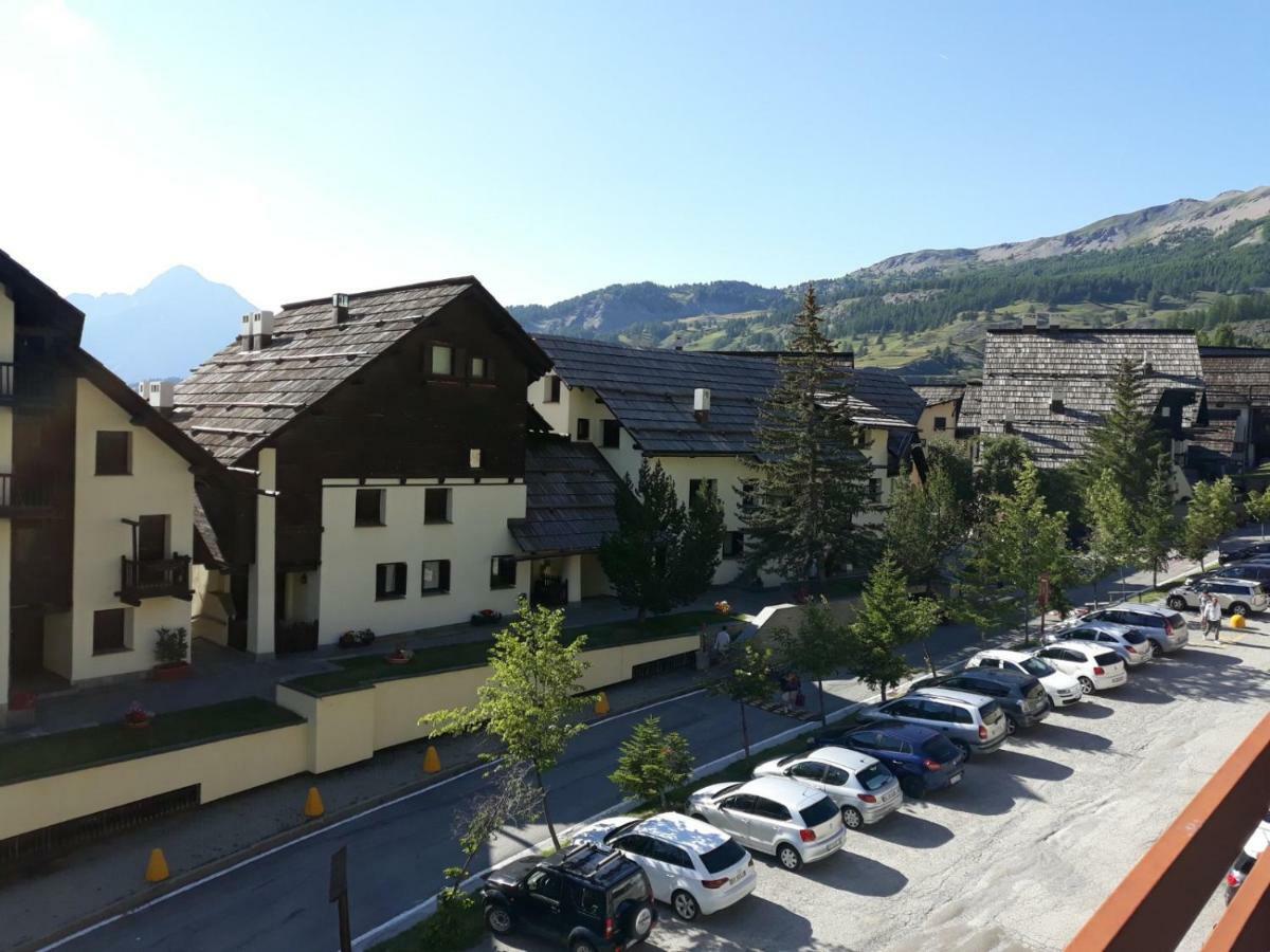 Jackson Apartment Sauze di Cesana Екстериор снимка