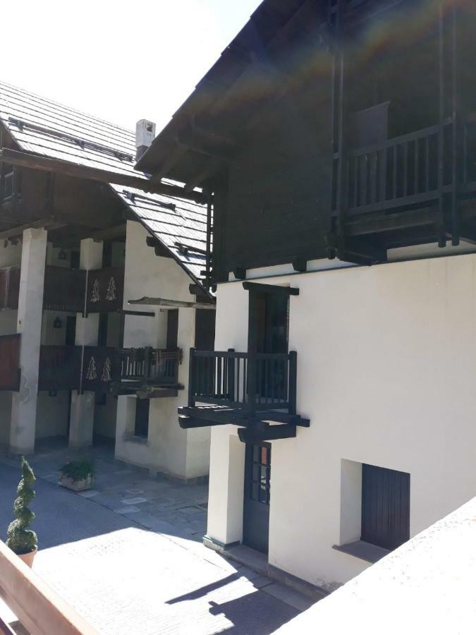 Jackson Apartment Sauze di Cesana Екстериор снимка